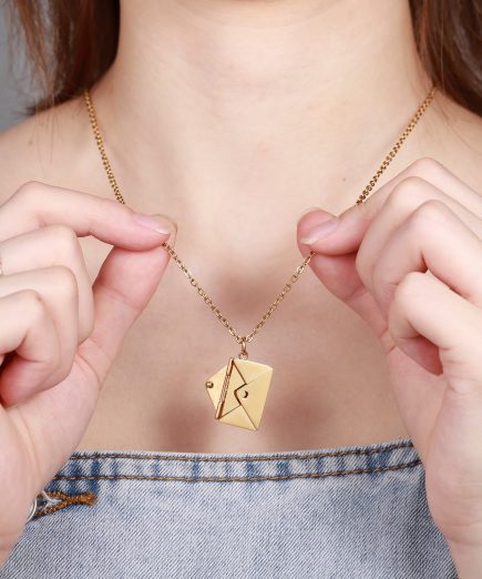 Envelope Necklace by Minimalistbae